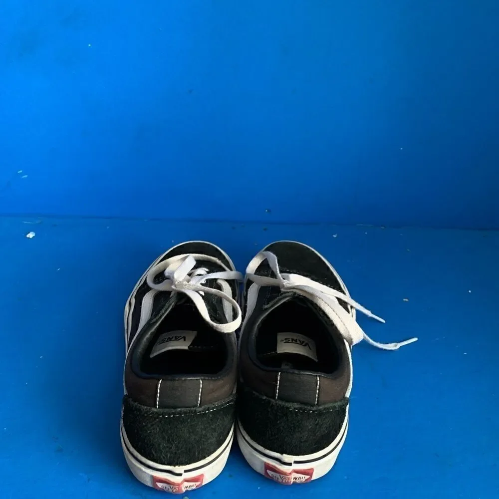 Vans Old Skool Suede Black/White Sneakers Size US Men 3.5
